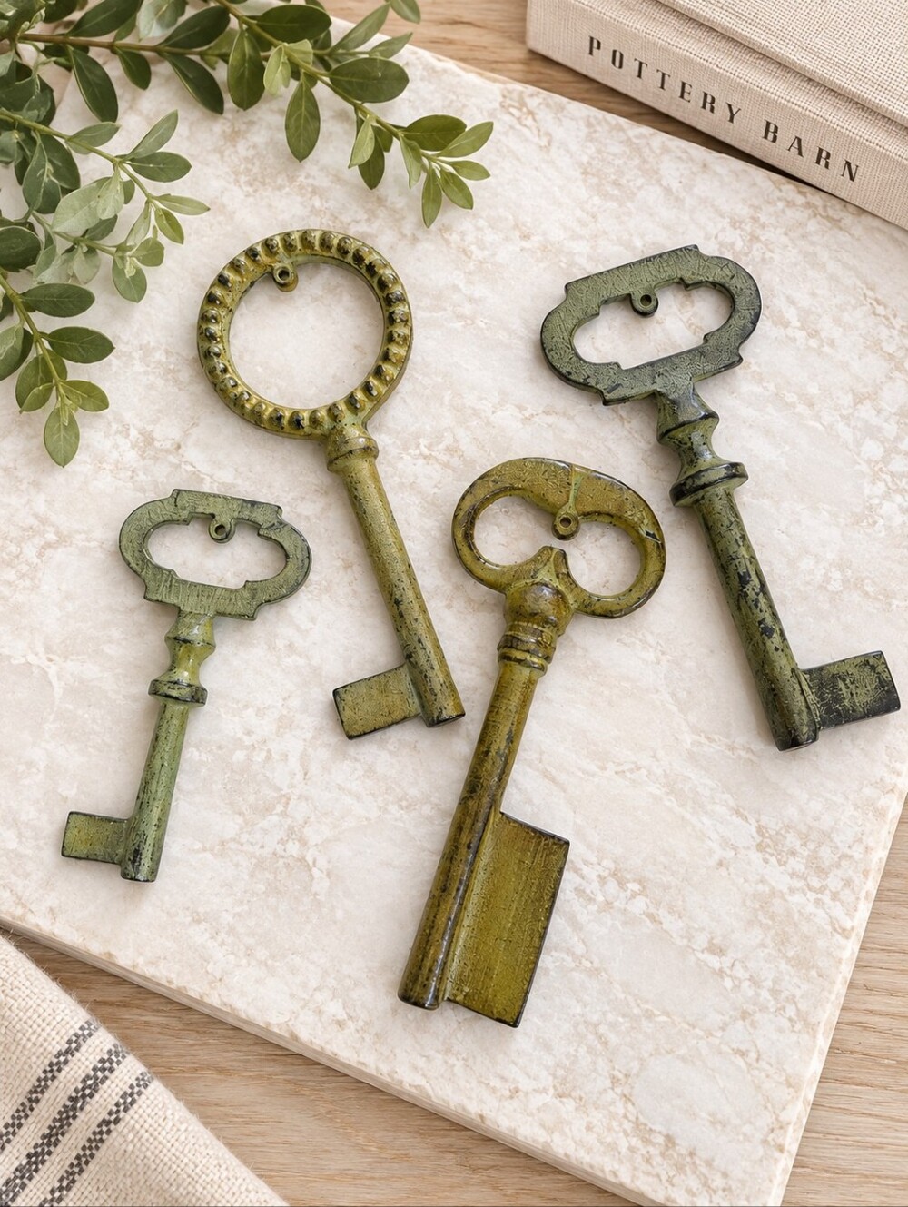 Pottery Barn Vintage Antiqued Green Patina Metal Skeleton Key Like New, Set of 4